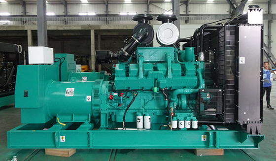 CUMMINS Diesel Generator Set Acqua raffreddamento in standby Potenza 1125KVA/900KW 60HZ/1800RPM